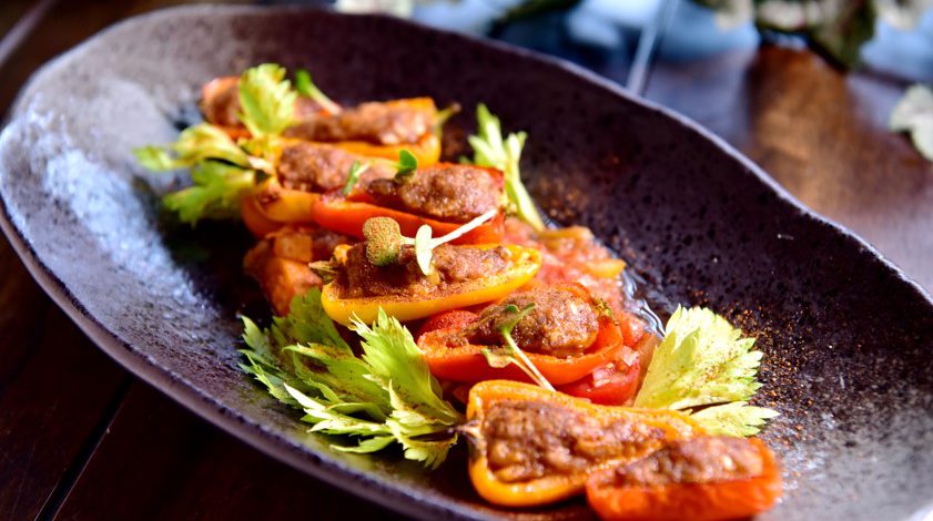 鑲餡豬肉迷你甜椒